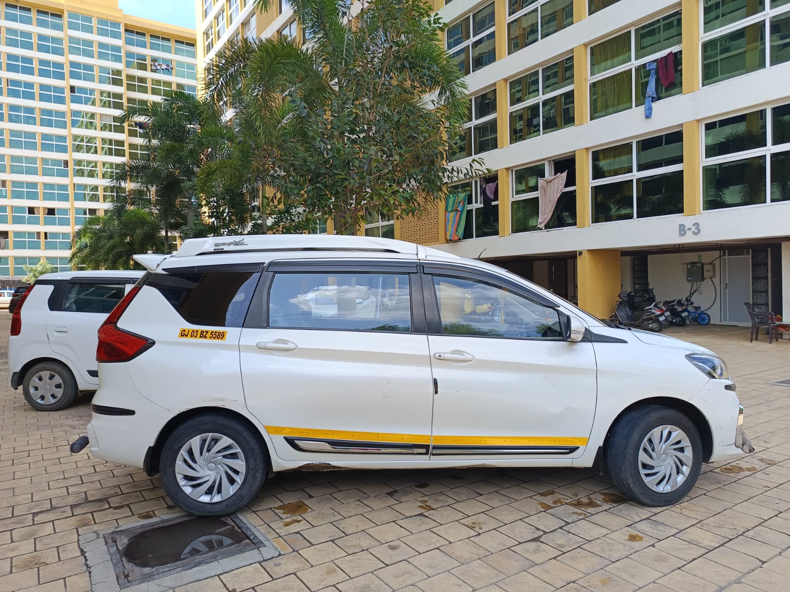 taxi service in rajkot